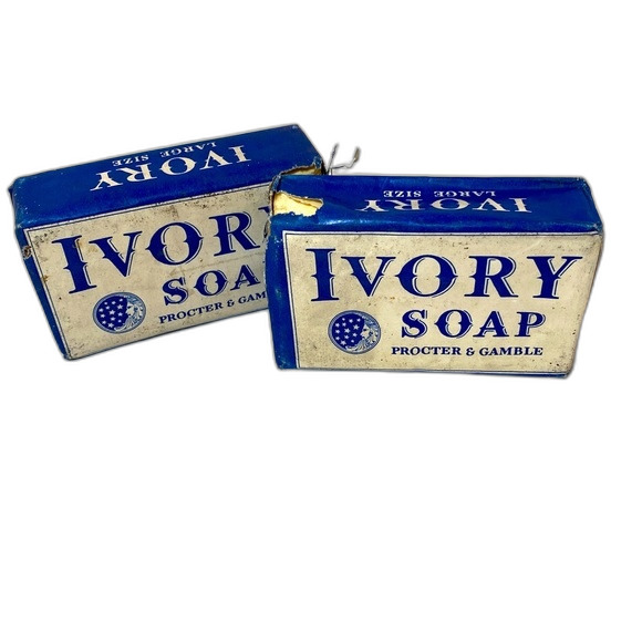 2 Ivory Soap Large Bath Bars, PROCTOR & GAMBLE Vintage 1940s - Picture 1 of 4